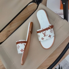 Louis Vuitton Slippers